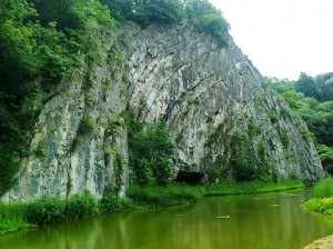 Durbuy, große Kalkstein-Falte